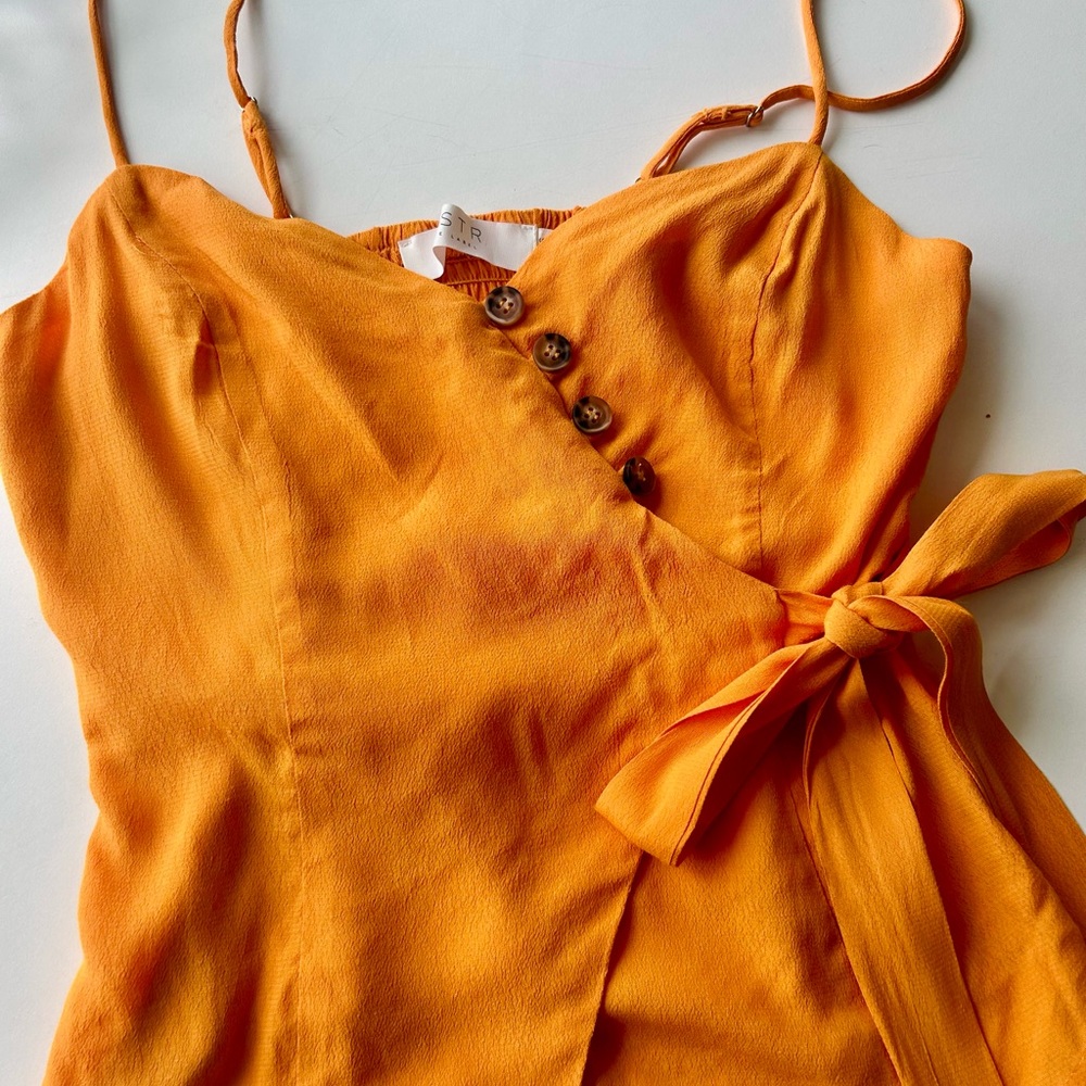 ASTR the label marigold wrap top, NWOT